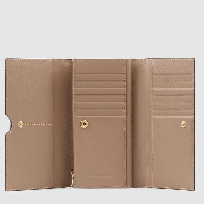 Women’s trifold smartphone wallet with coin pocket