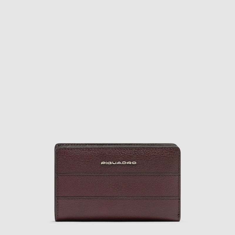 Women’s bifold wallet