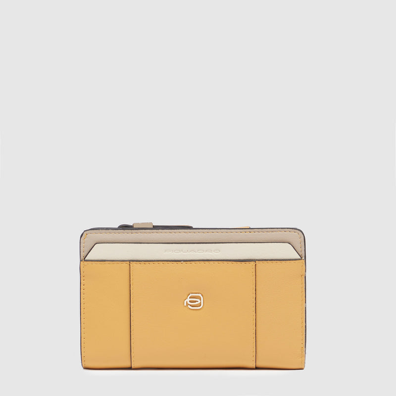 Women’s bifold wallet