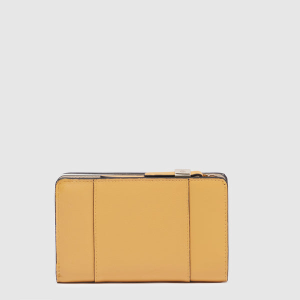 Women’s bifold wallet