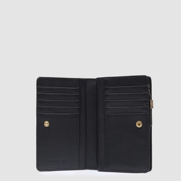 Women’s bifold wallet