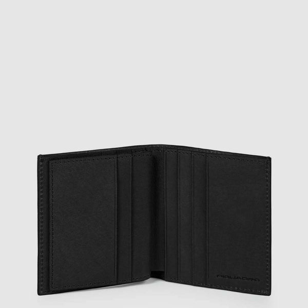 Leather men's credit card pouch