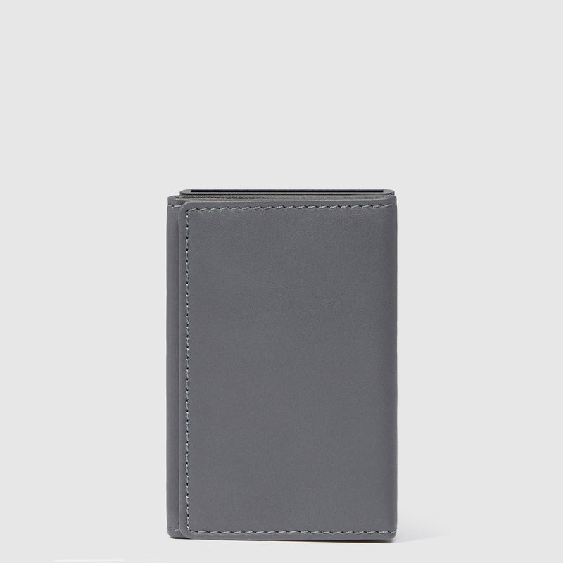 Compact wallet for banknotes and credi cards