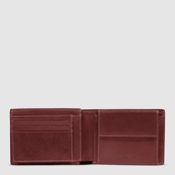 Men’s wallet with flip up ID window