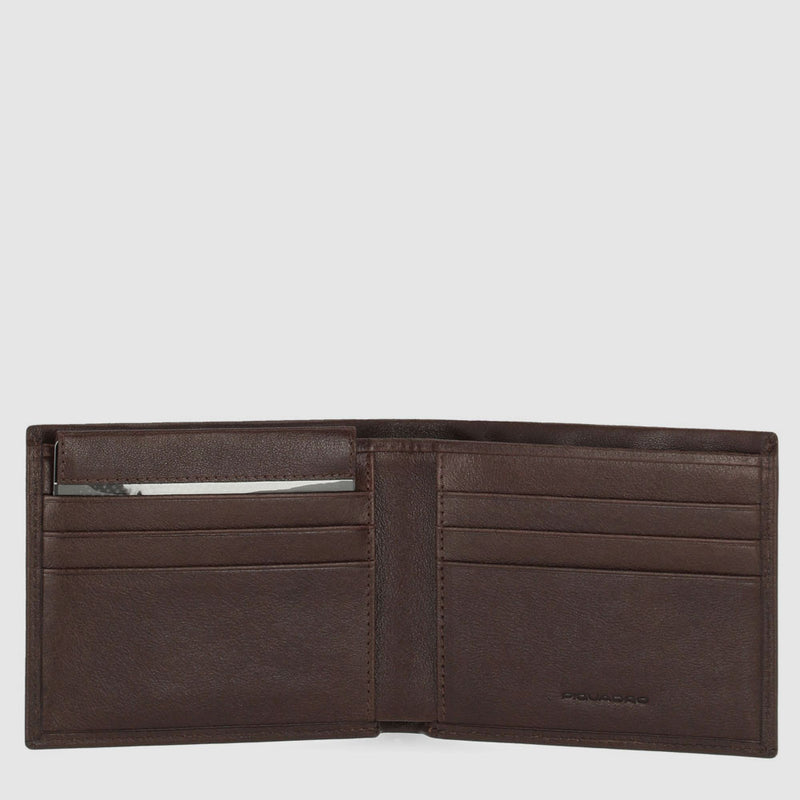 Men’s wallet with removable document facility