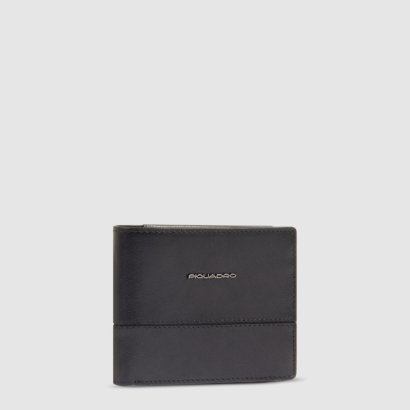 Men’s wallet with coin pocket
