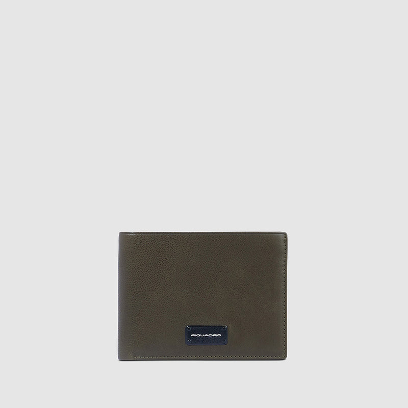 Men’s wallet with zipped coin pocket