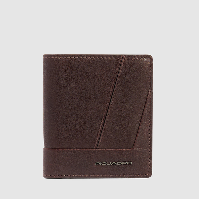 Vertical men’s wallet with coin pocket