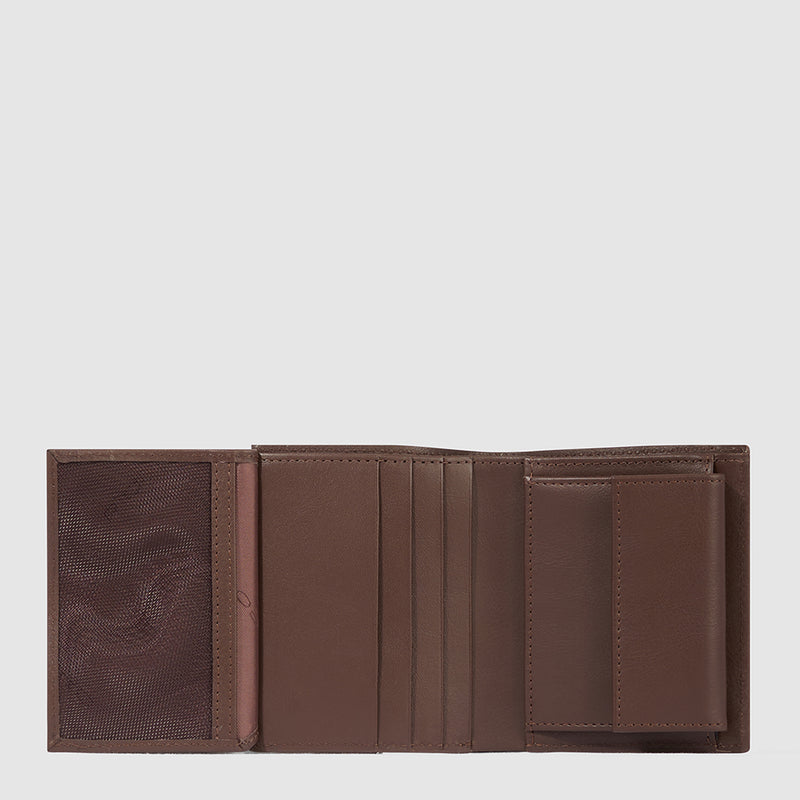 Vertical men’s wallet with coin pocket