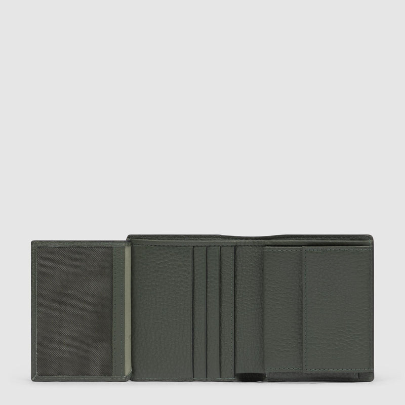 Vertical men’s wallet with coin pocket
