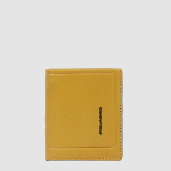 Vertical men’s wallet with coin pocket