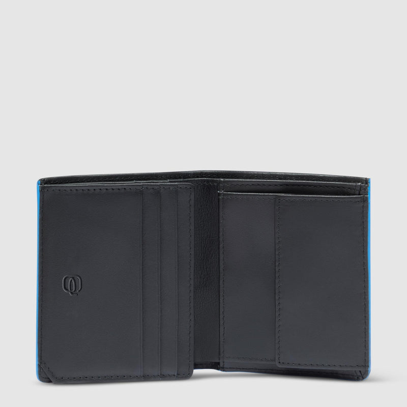 Vertical men’s wallet with coin pocket